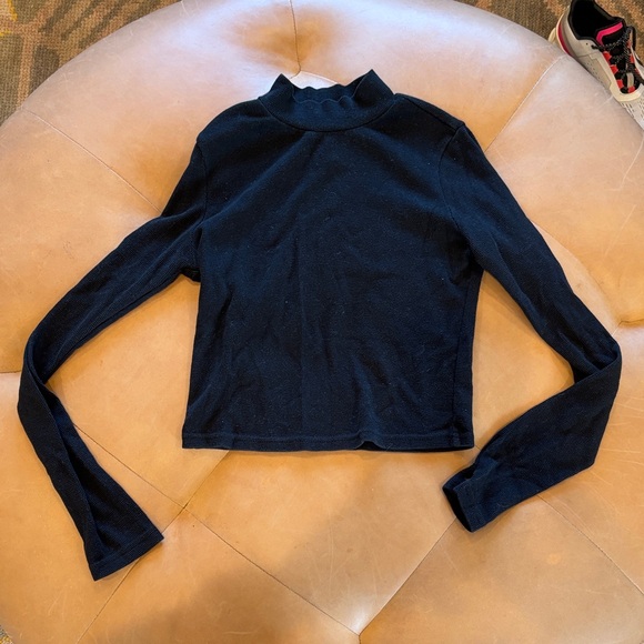 Abound black mock neck long Sleeve Top - Picture 1 of 3
